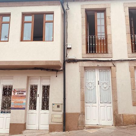 Albergue Y Gelateria Il Nonno Sarria Exterior foto