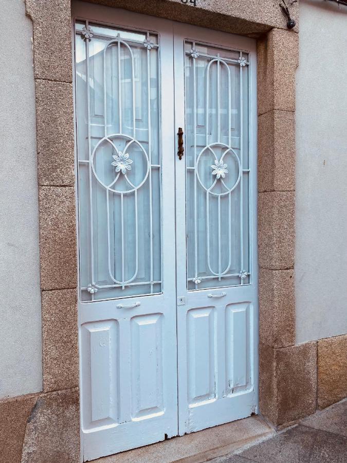 Albergue Y Gelateria Il Nonno Sarria Exterior foto